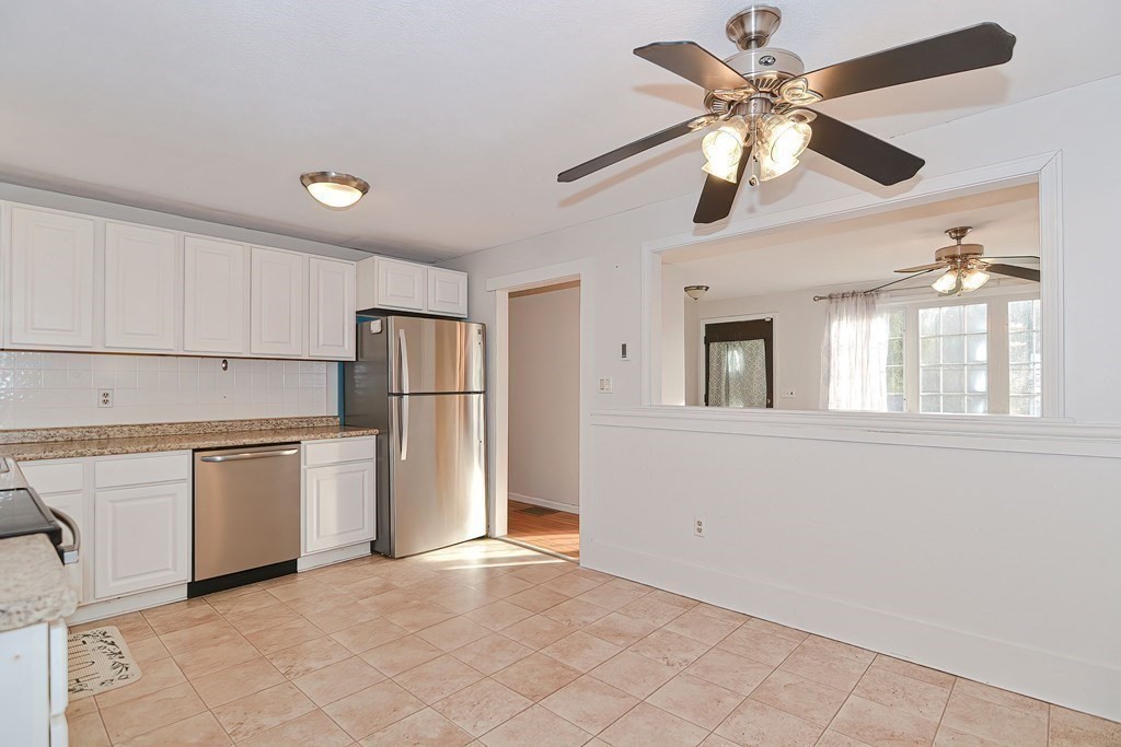 32 Old Farm Road Spencer, MA 01562 - Photo 10 of 29 Gallery Image 10
