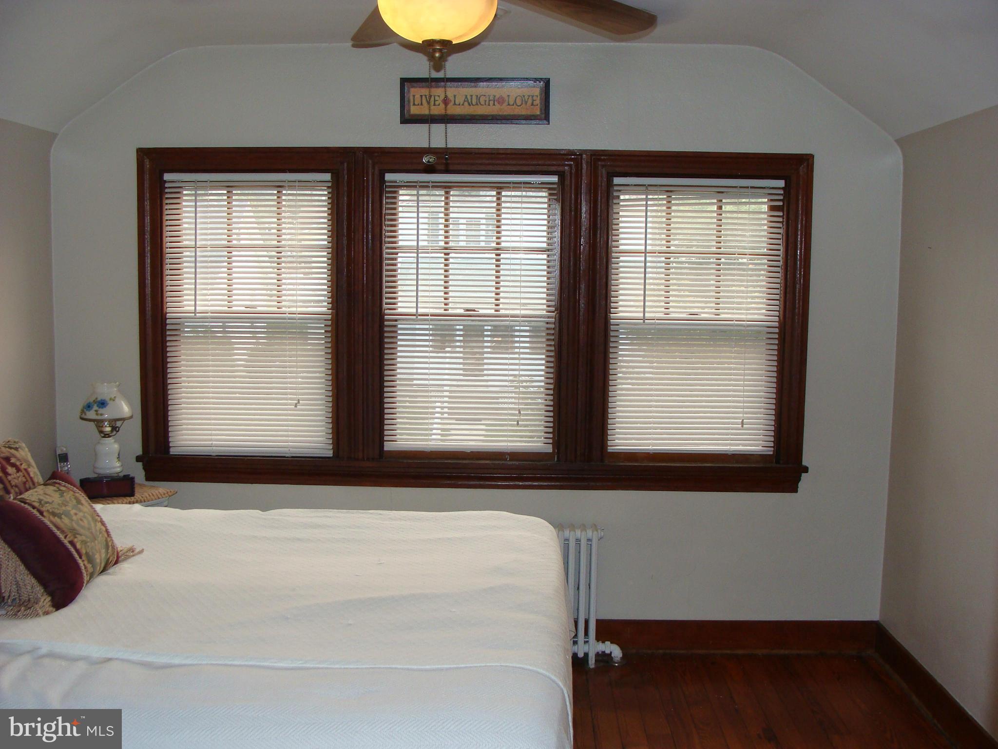 5637 Ashbourne Road Halethorpe, MD 21227 - Photo 16 of 30 Bedroom