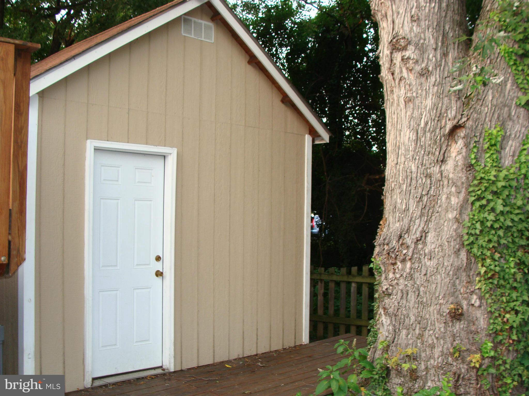 5637 Ashbourne Road Halethorpe, MD 21227 - Photo 28 of 30 Shed