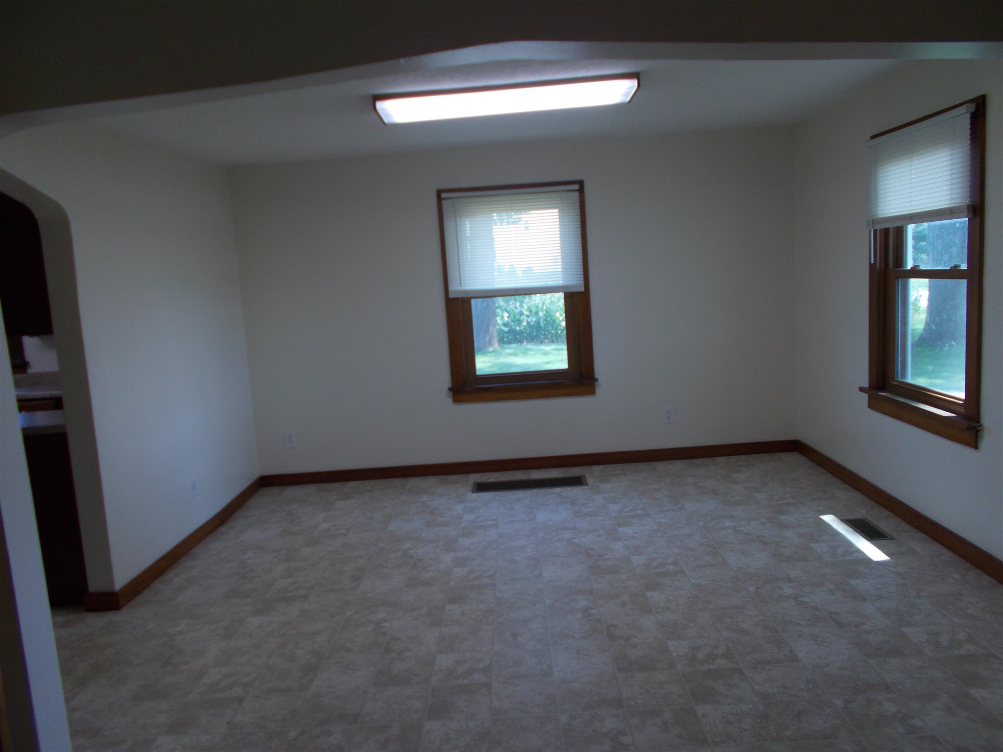 25231 Slusher Road Woodburn, IN 46797 - Photo 8 of 26