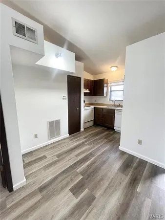 $850 | 128 Ashley Drive, Fairview Heights, IL 62208