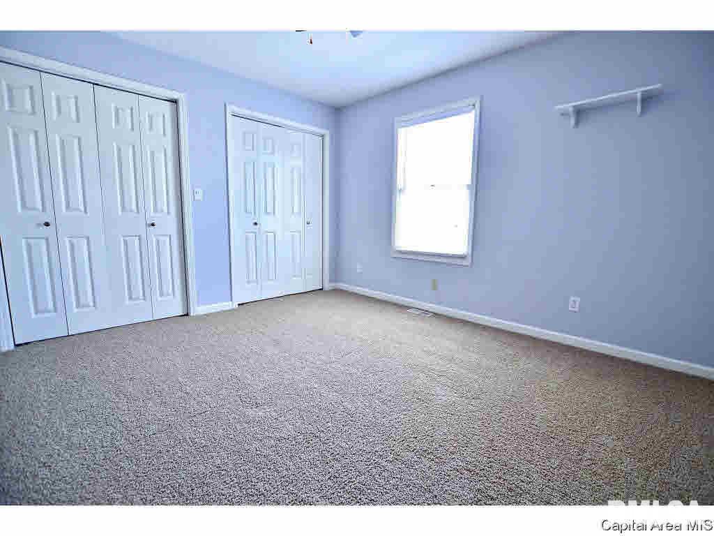 1818 MayField Road Chatham, IL 62629 - Photo 24 of 34 Gallery Image 24