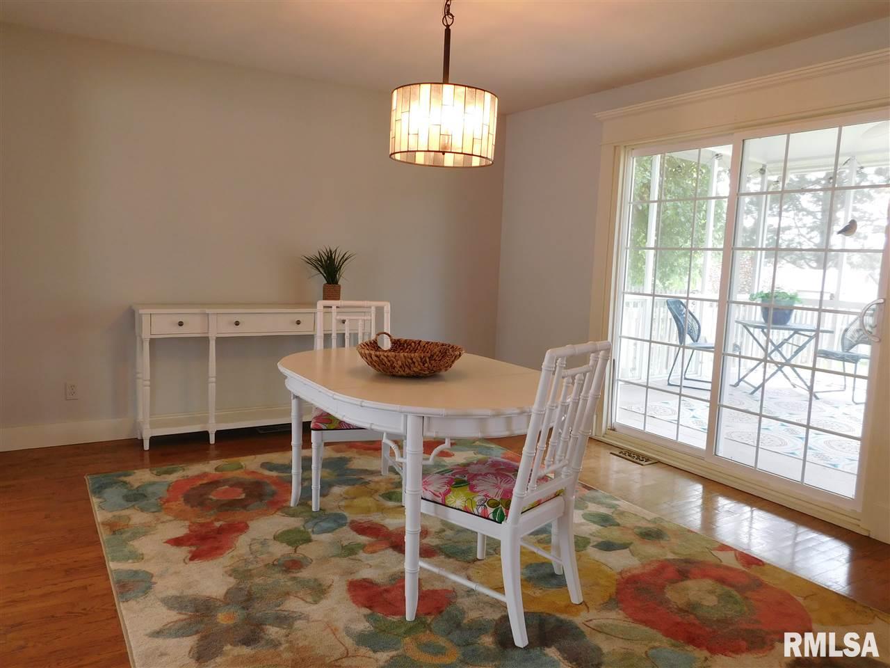 1818 MayField Road Chatham, IL 62629 - Photo 6 of 34 Gallery Image 6