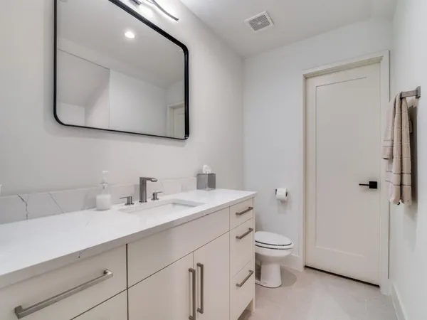 $9,500 | 4200 University Boulevard, University Park, TX 75205
