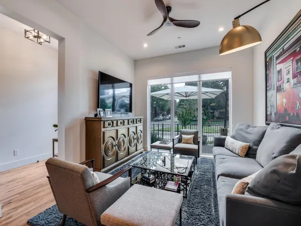 $9,500 | 4200 University Boulevard, University Park, TX 75205