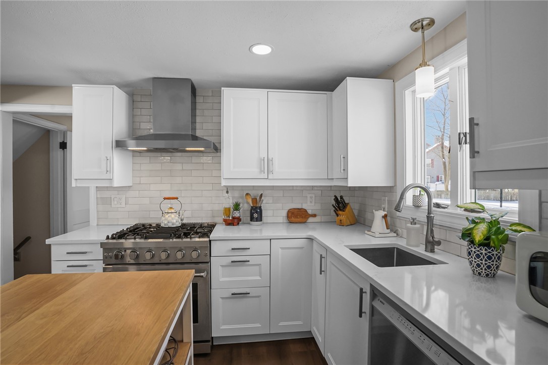 44 Westbrook Road Warwick, RI 02886 - Photo 16 of 44