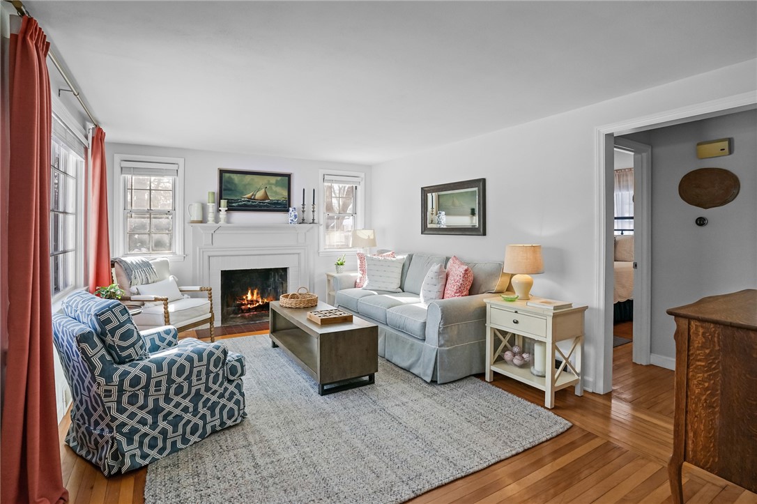 44 Westbrook Road Warwick, RI 02886 - Photo 9 of 44