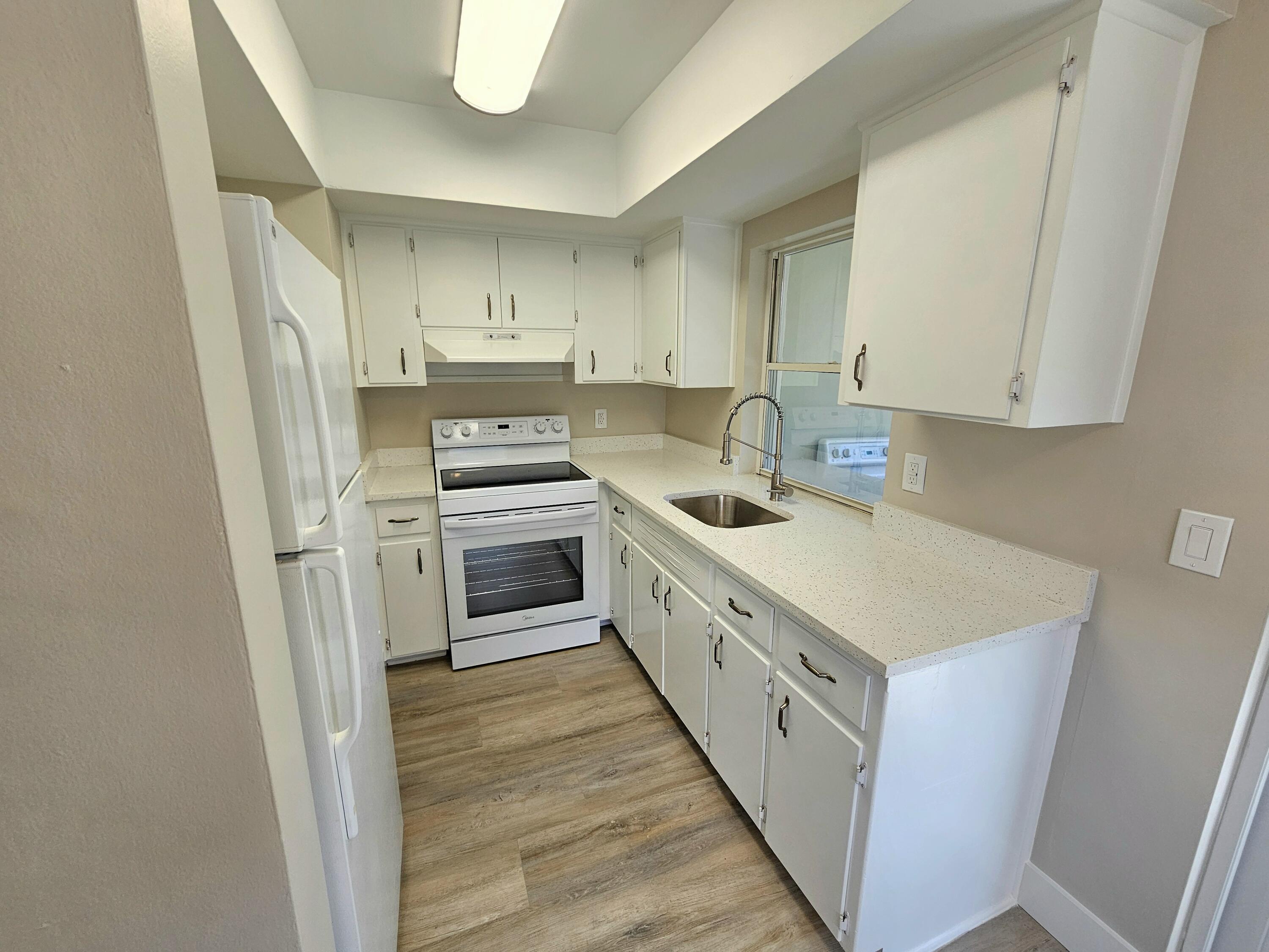 2110 Northeast 41st Street, Unit D Lighthouse Point, FL 33064 - Photo 12 of 19 20250728_163434