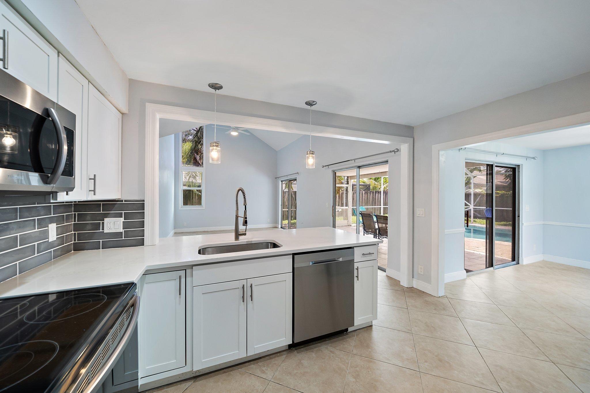 17999 Anchor Drive Jupiter, FL 33458 - Photo 10 of 35 028-17999AnchorDr-Jupiter-FL-SMALL