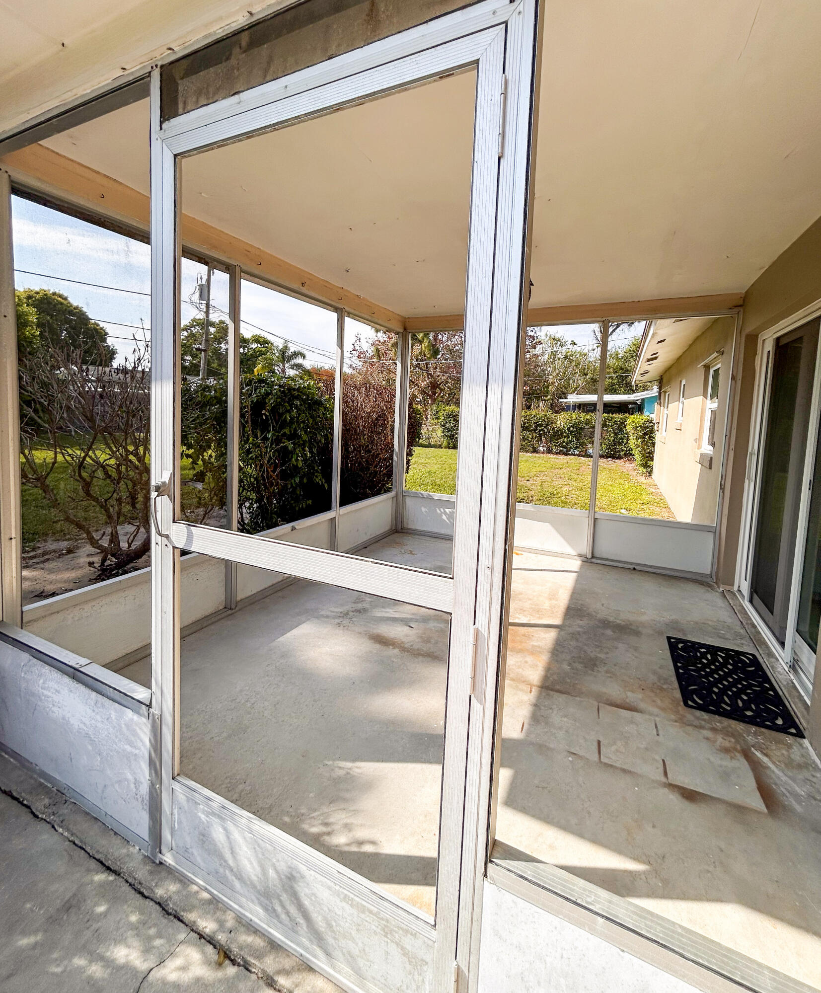 4709 Sunset Boulevard Fort Pierce, FL 34982 - Photo 24 of 33 33-IMG_0907