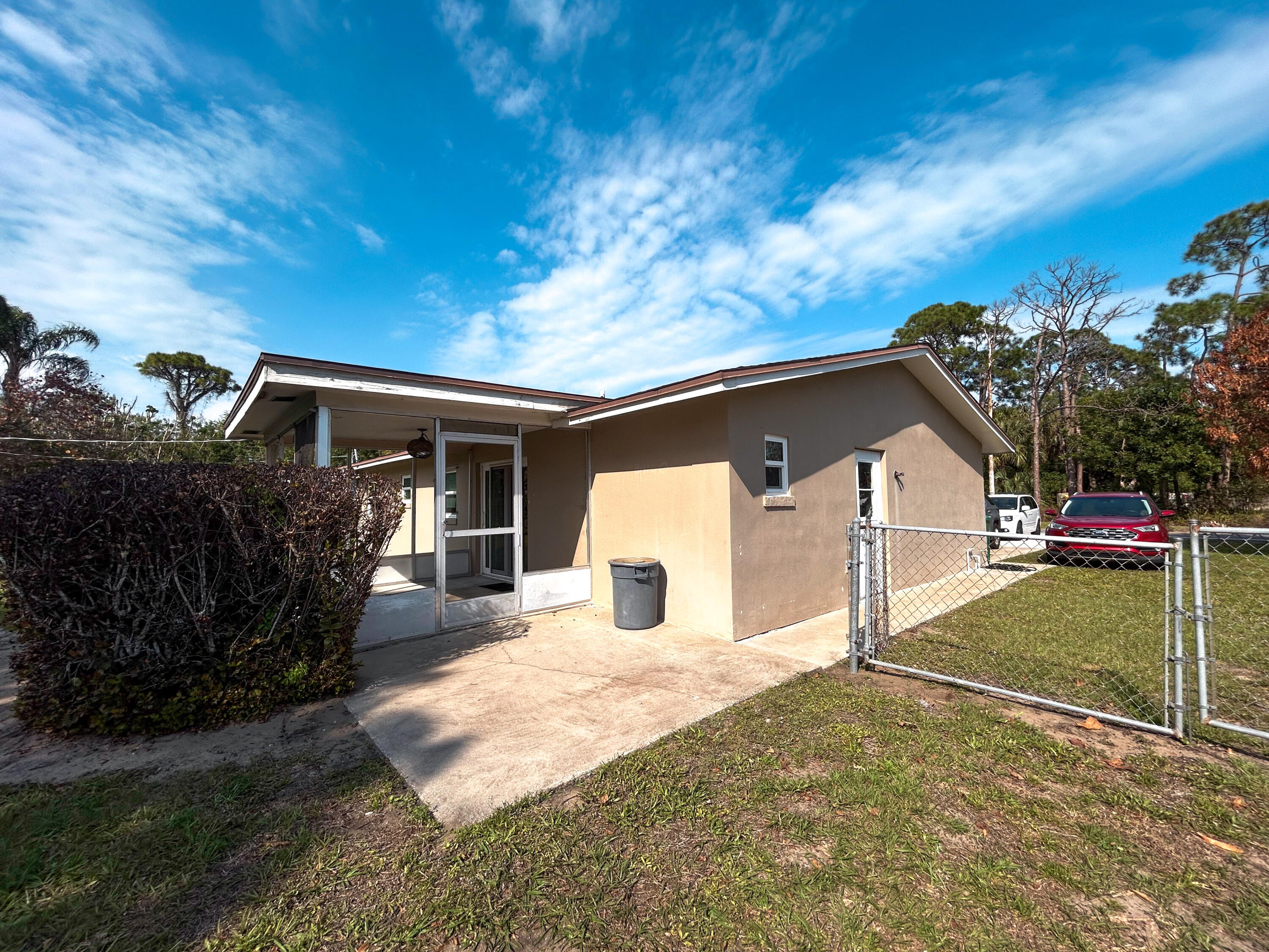 4709 Sunset Boulevard Fort Pierce, FL 34982 - Photo 31 of 33 41-IMG_0915
