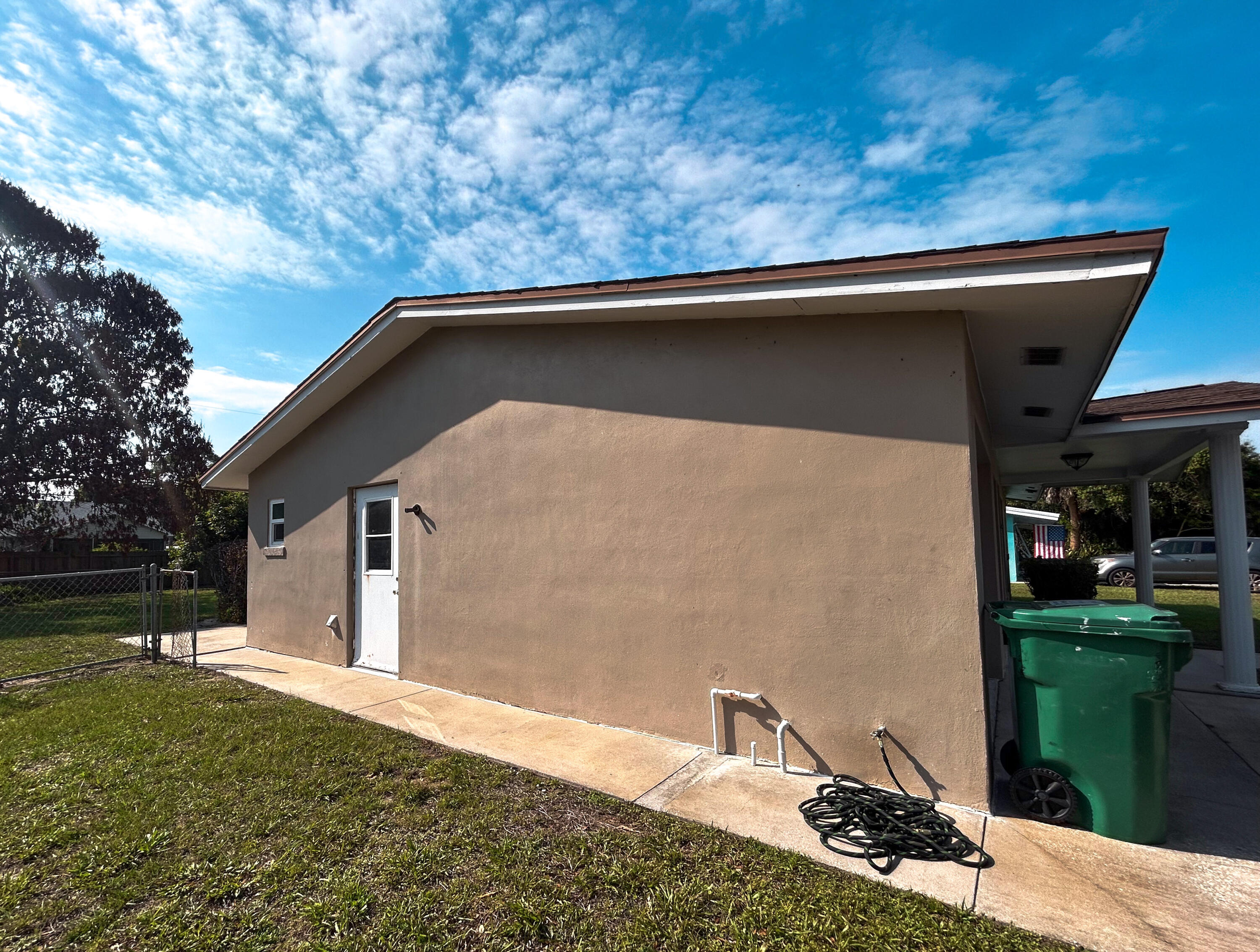 4709 Sunset Boulevard Fort Pierce, FL 34982 - Photo 32 of 33 42-IMG_0916