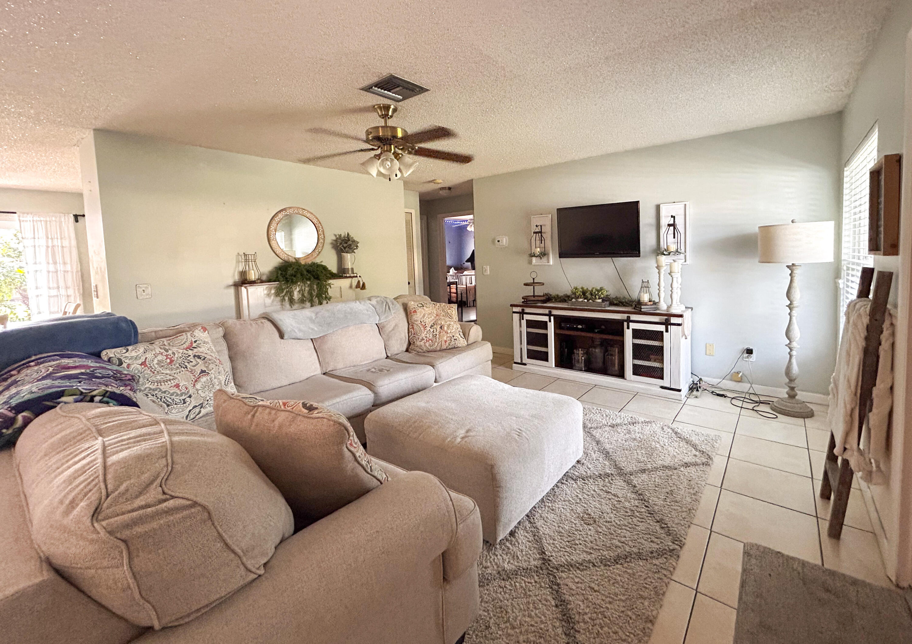 4709 Sunset Boulevard Fort Pierce, FL 34982 - Photo 7 of 33 29-IMG_0903