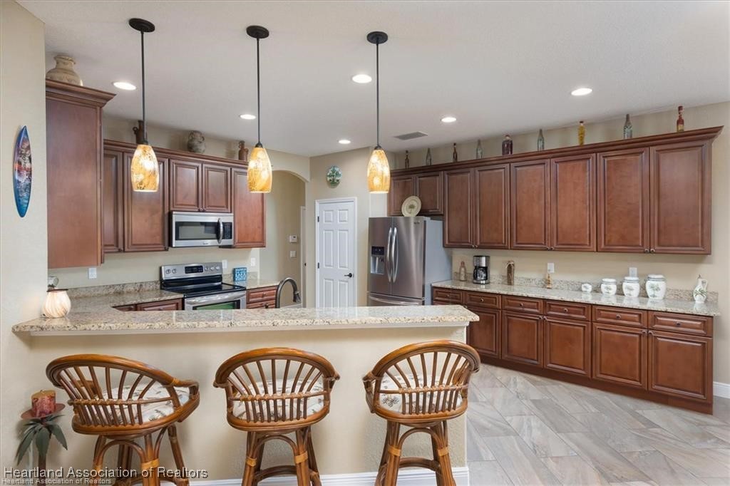 215 East Shockley Road Avon Park, FL 33825 - Photo 9 of 40