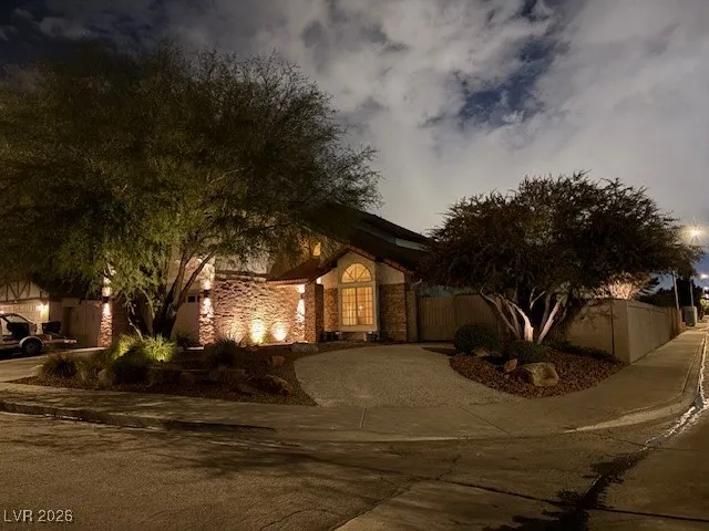 $609,999 | 341 Simon Bolivar Drive, Henderson, NV 89014