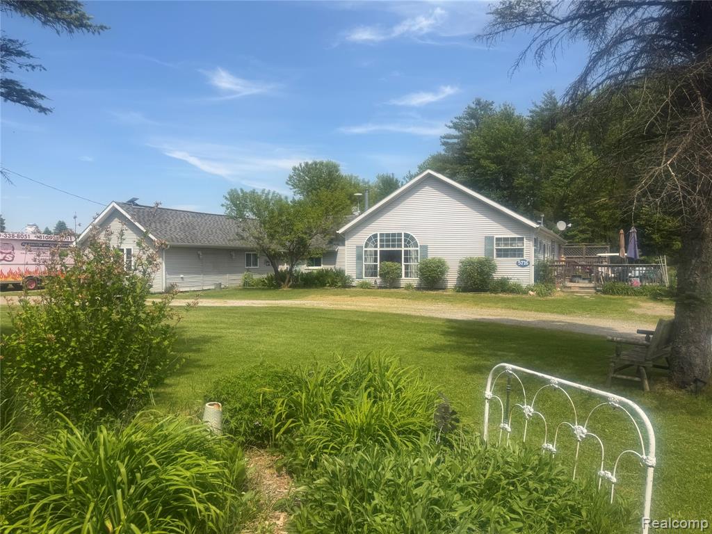 5716 Falkenbury Road North Branch, MI 48461 - Photo 7 of 51