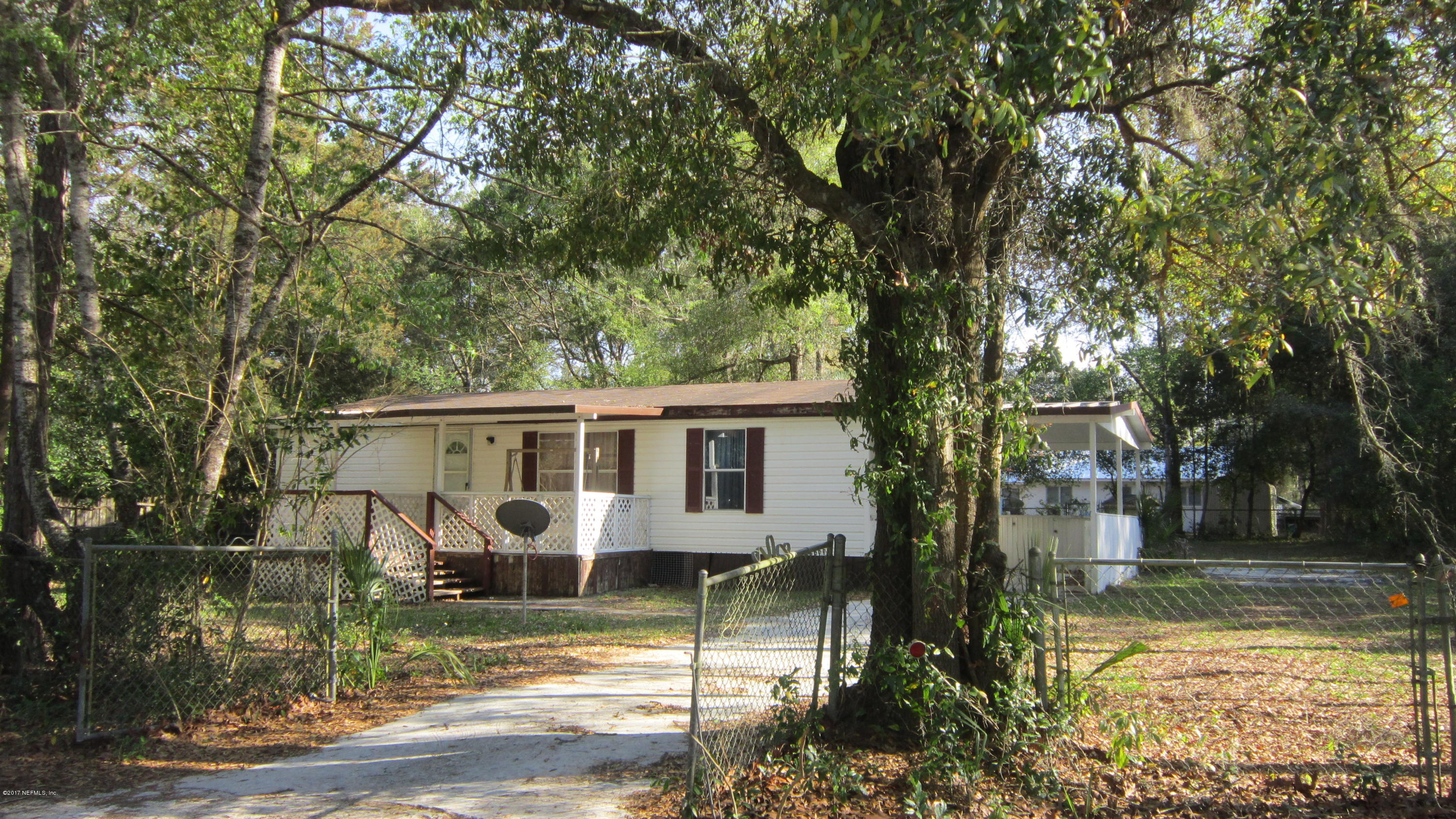 225 3rd Way Interlachen, FL 32148 - Photo 17 of 18 Street view