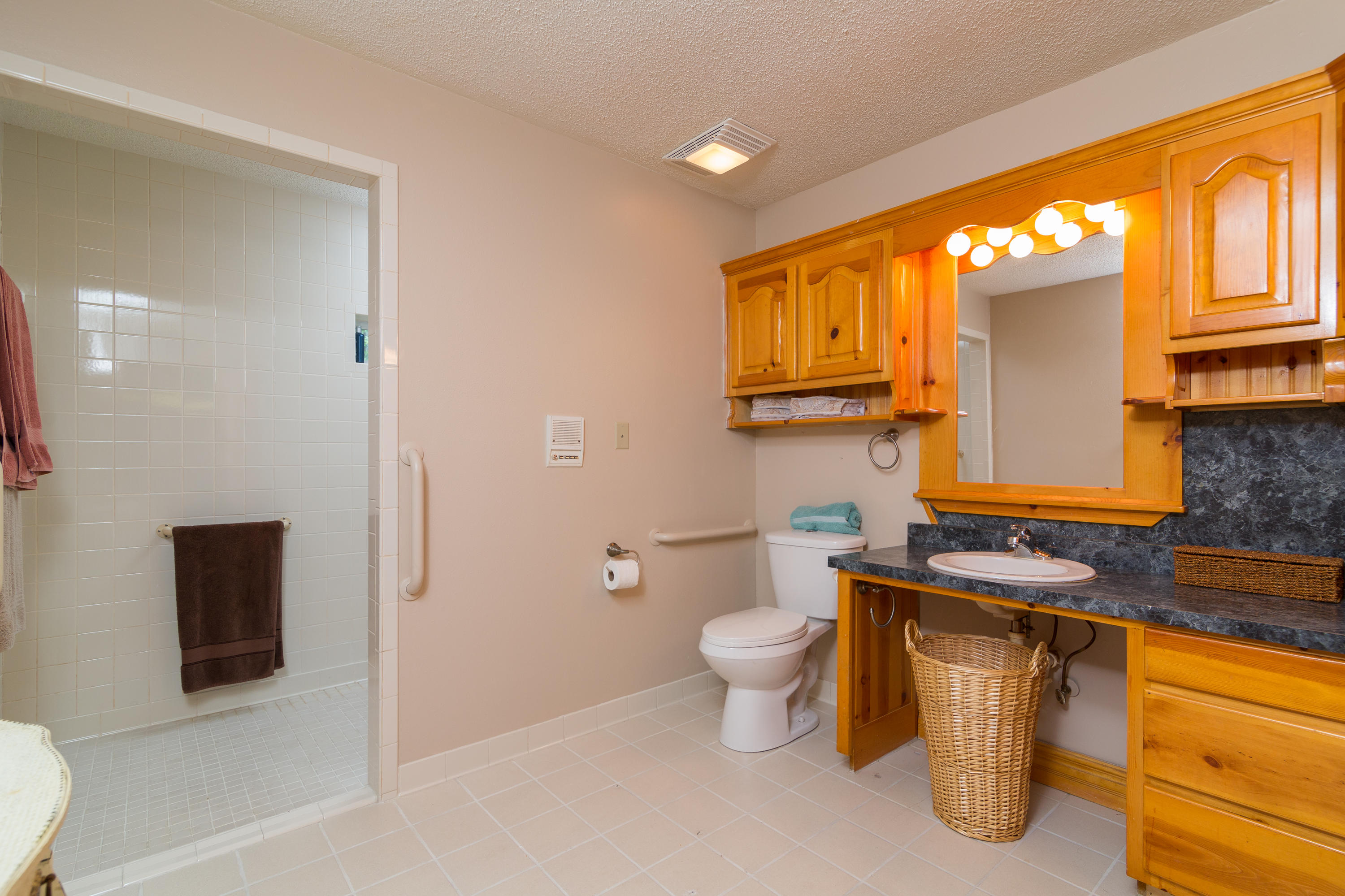 148 Jones Road Crestview, FL 32536 - Photo 14 of 21 Gallery Image 14