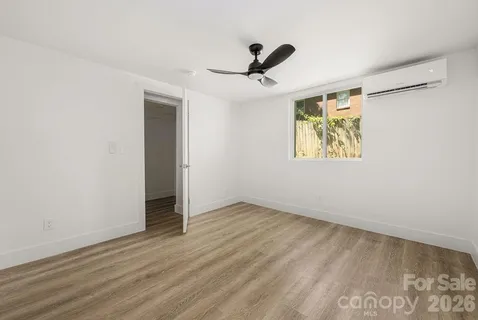 $749,900 | 911 East Woodlawn Road, Charlotte, NC 28209