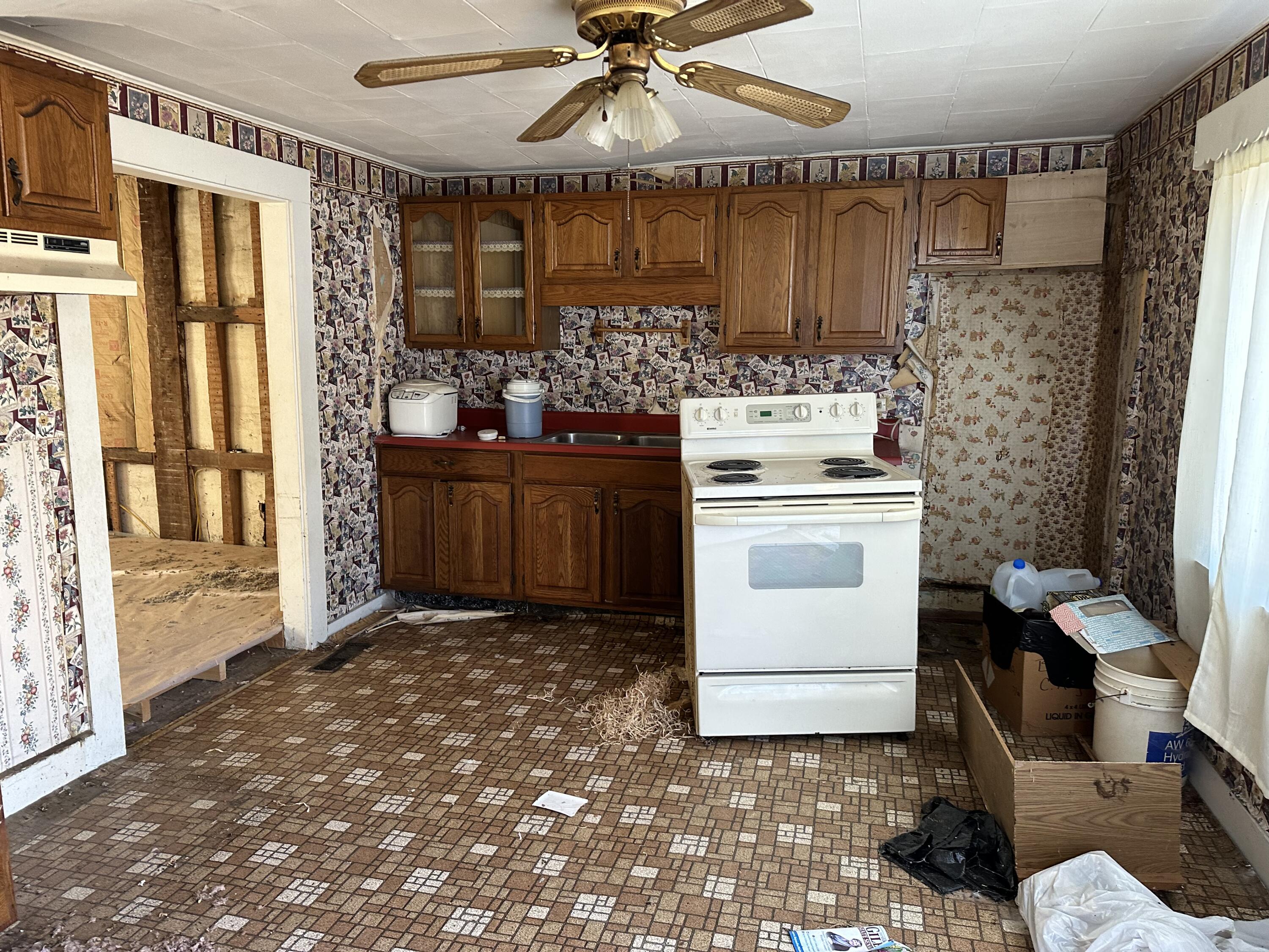 176 Troy Road Burnham, ME 04922 - Photo 10 of 31 53FE54D6-C75A-4AE0-8BA5-FB1E21C4C576