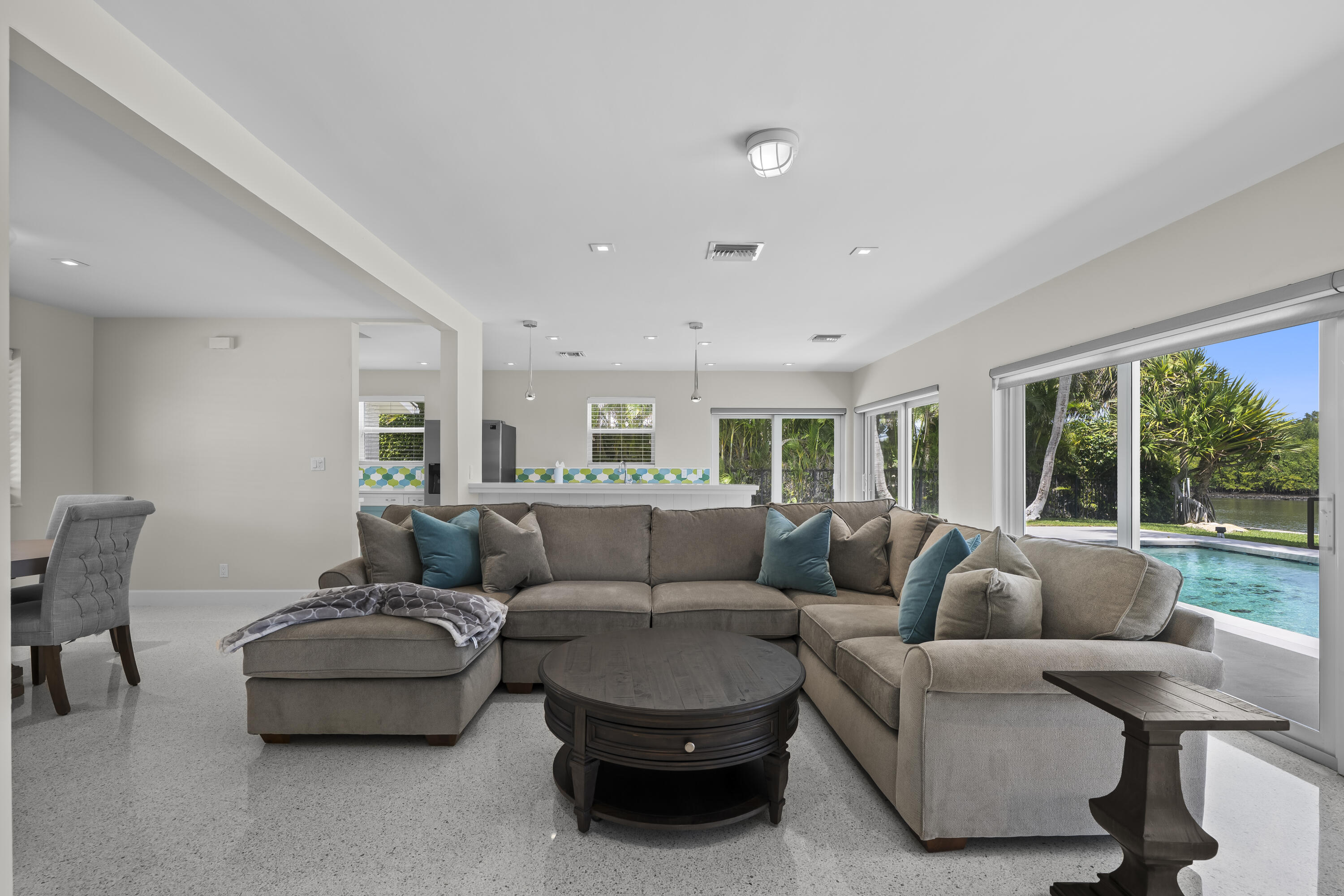 2259 Ibis Isle Road East Palm Beach, FL 33480 - Photo 6 of 35 11-LUX_8661