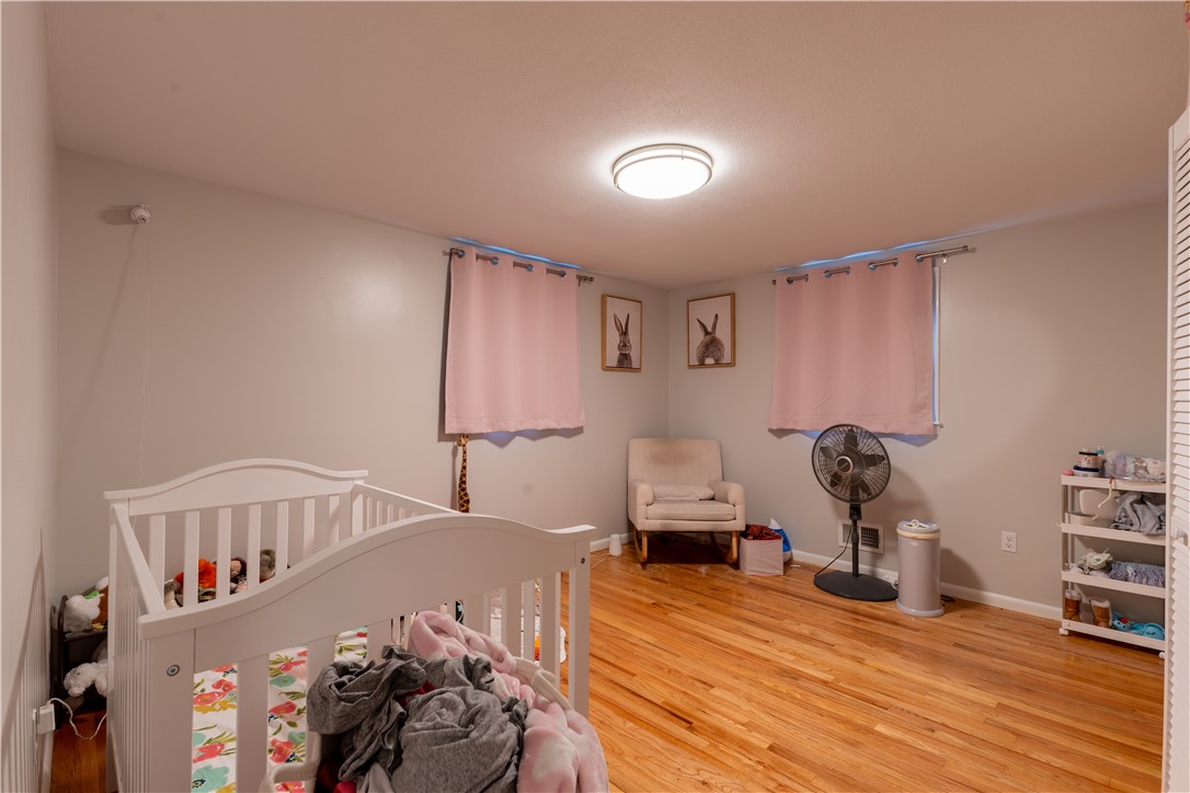 49 Hagerstown Road Warwick, RI 02886 - Photo 13 of 22