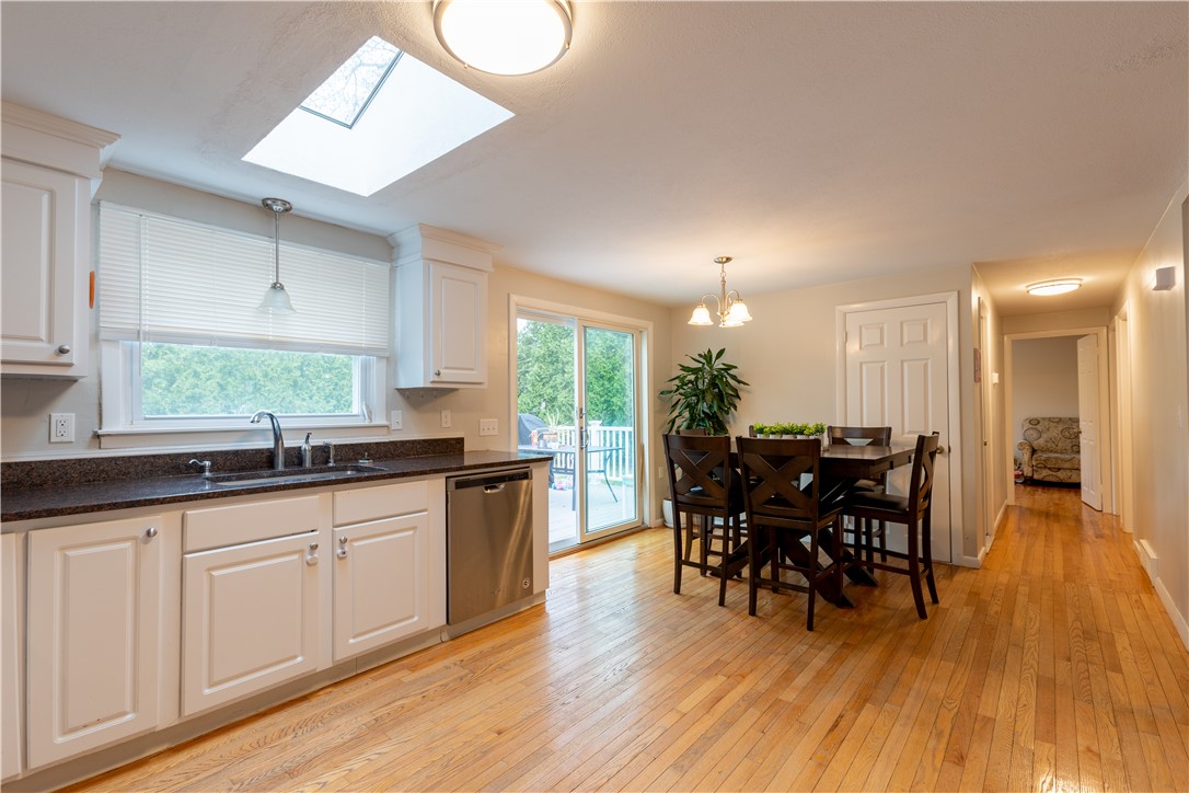 49 Hagerstown Road Warwick, RI 02886 - Photo 5 of 22