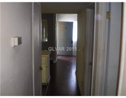 5701 Smoke Ranch Road, Unit B Las Vegas, NV 89108 - Photo 11 of 14 Other.