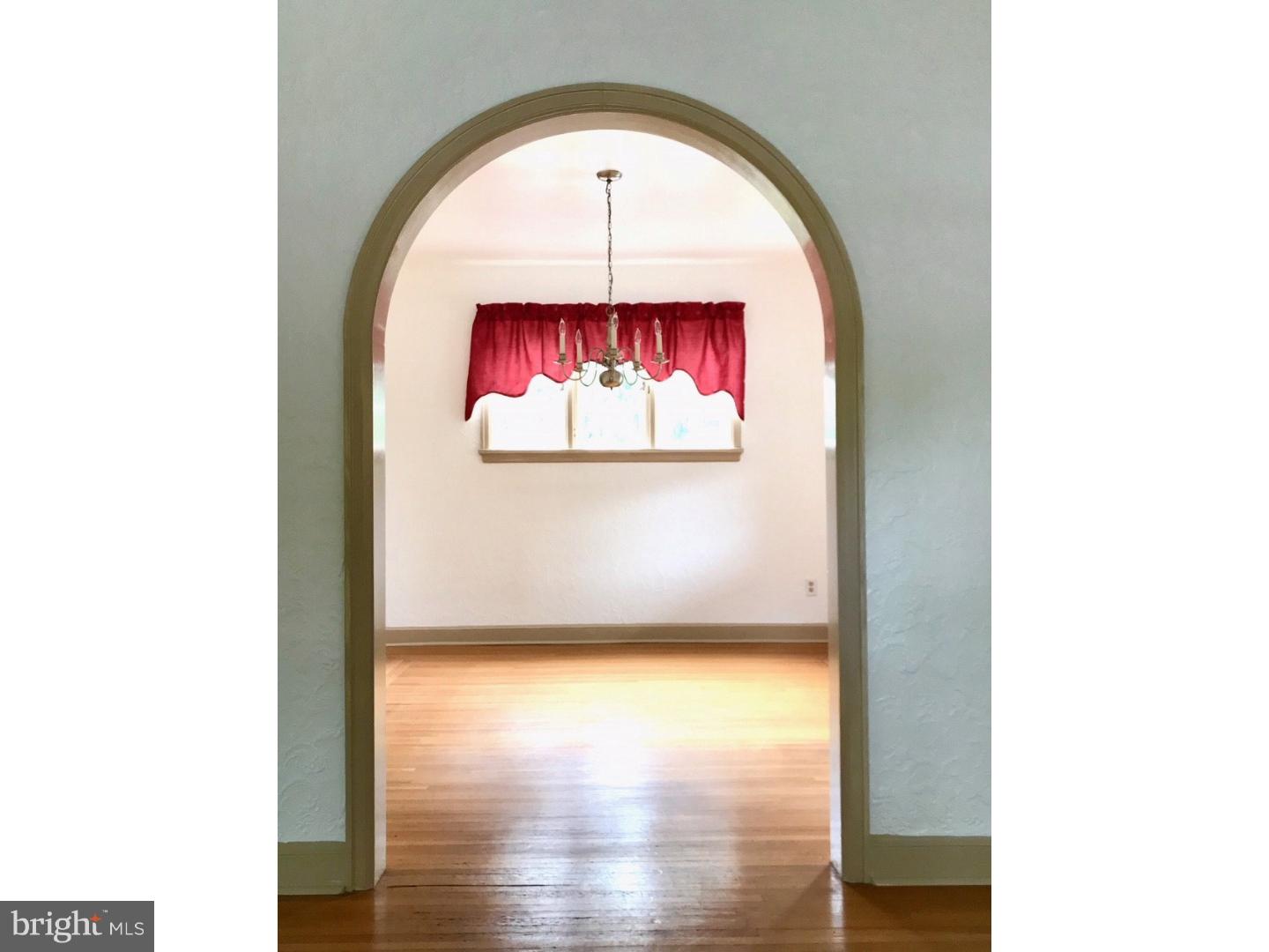 342 East Walnut Street Reading, PA 19607 - Photo 8 of 24 Dining Room