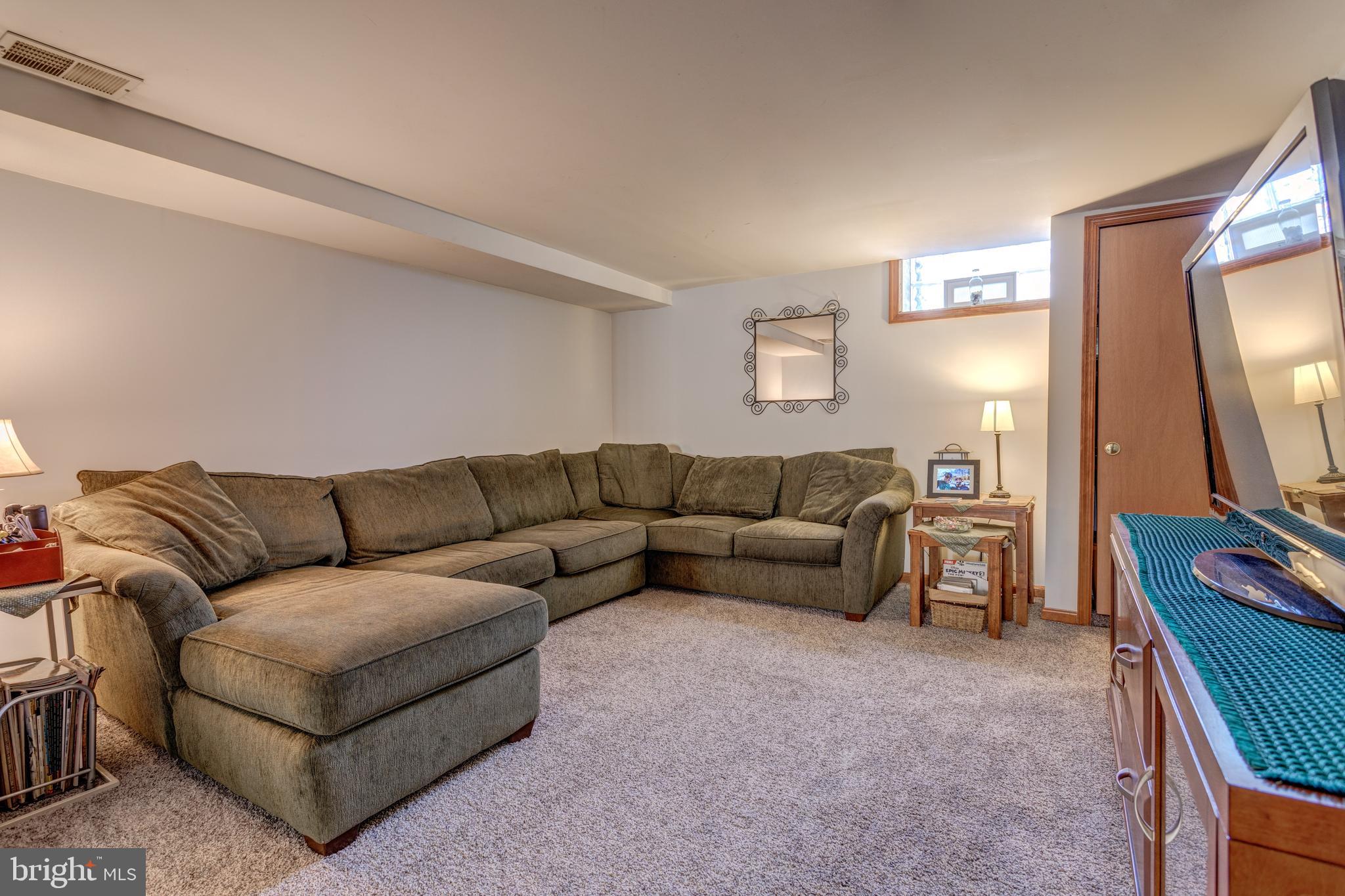 412 Rively Avenue Collingdale, PA 19023 - Photo 22 of 34 Gallery Image 22