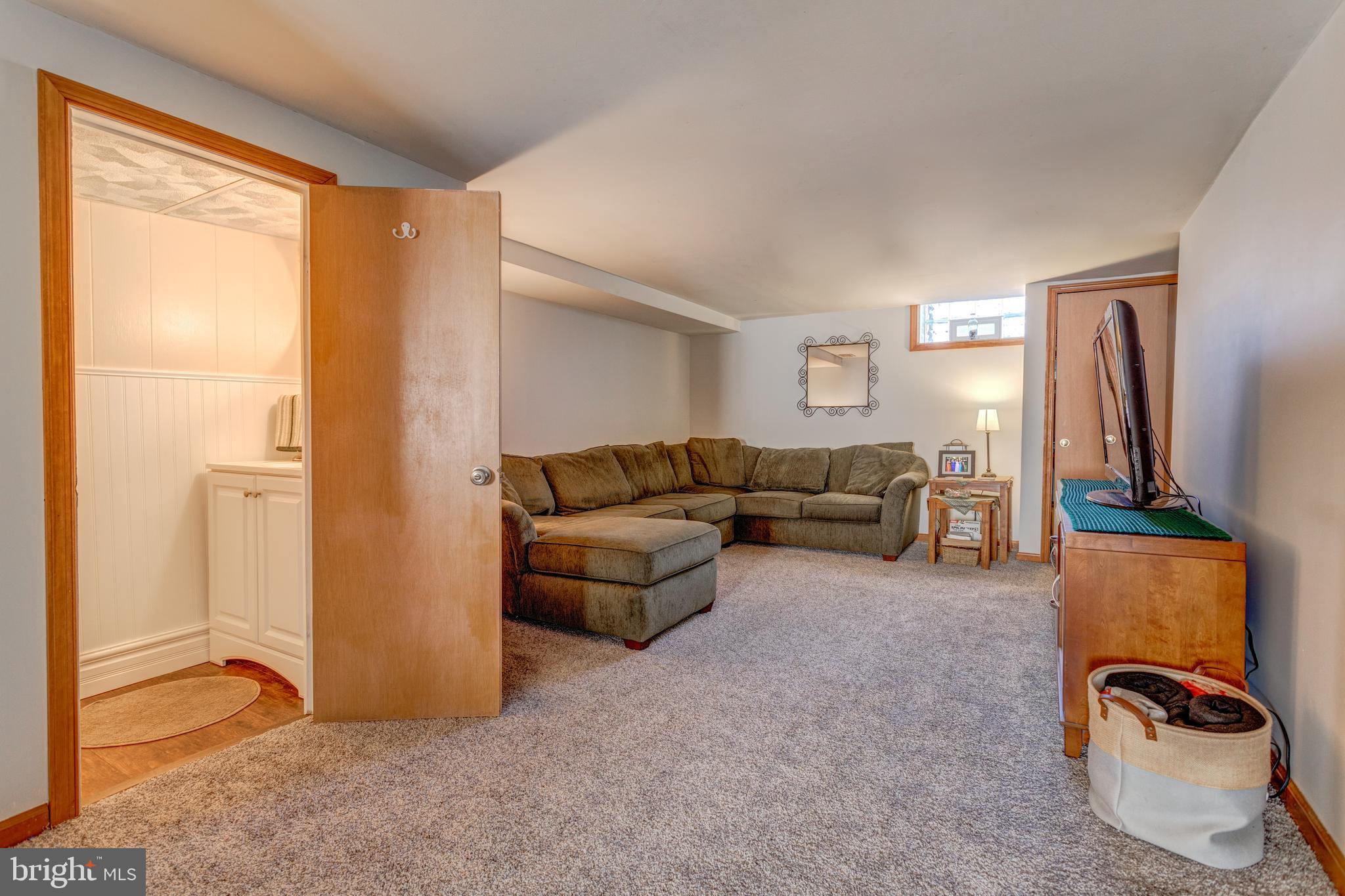 412 Rively Avenue Collingdale, PA 19023 - Photo 23 of 34 Gallery Image 23