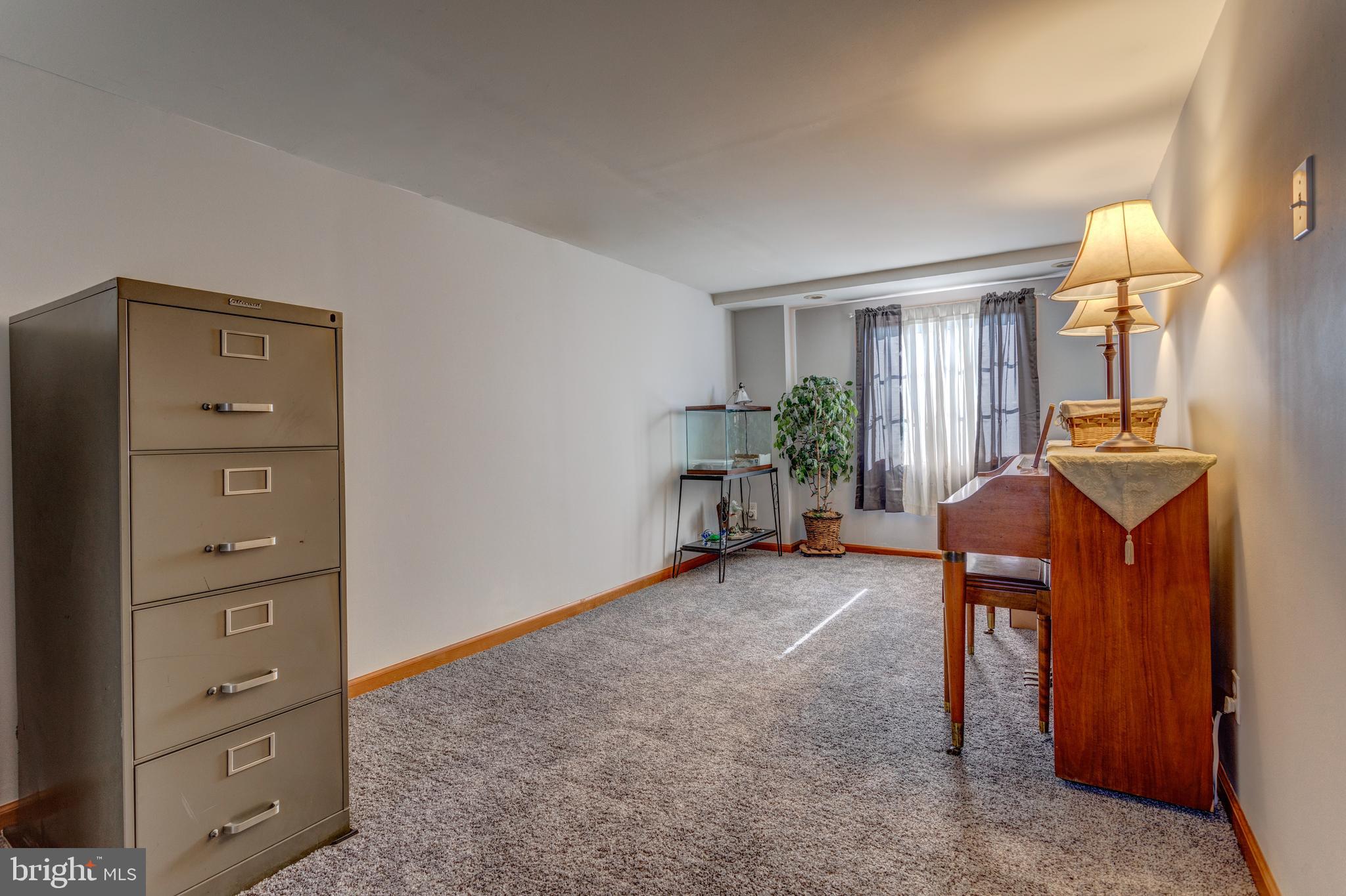 412 Rively Avenue Collingdale, PA 19023 - Photo 24 of 34 Gallery Image 24