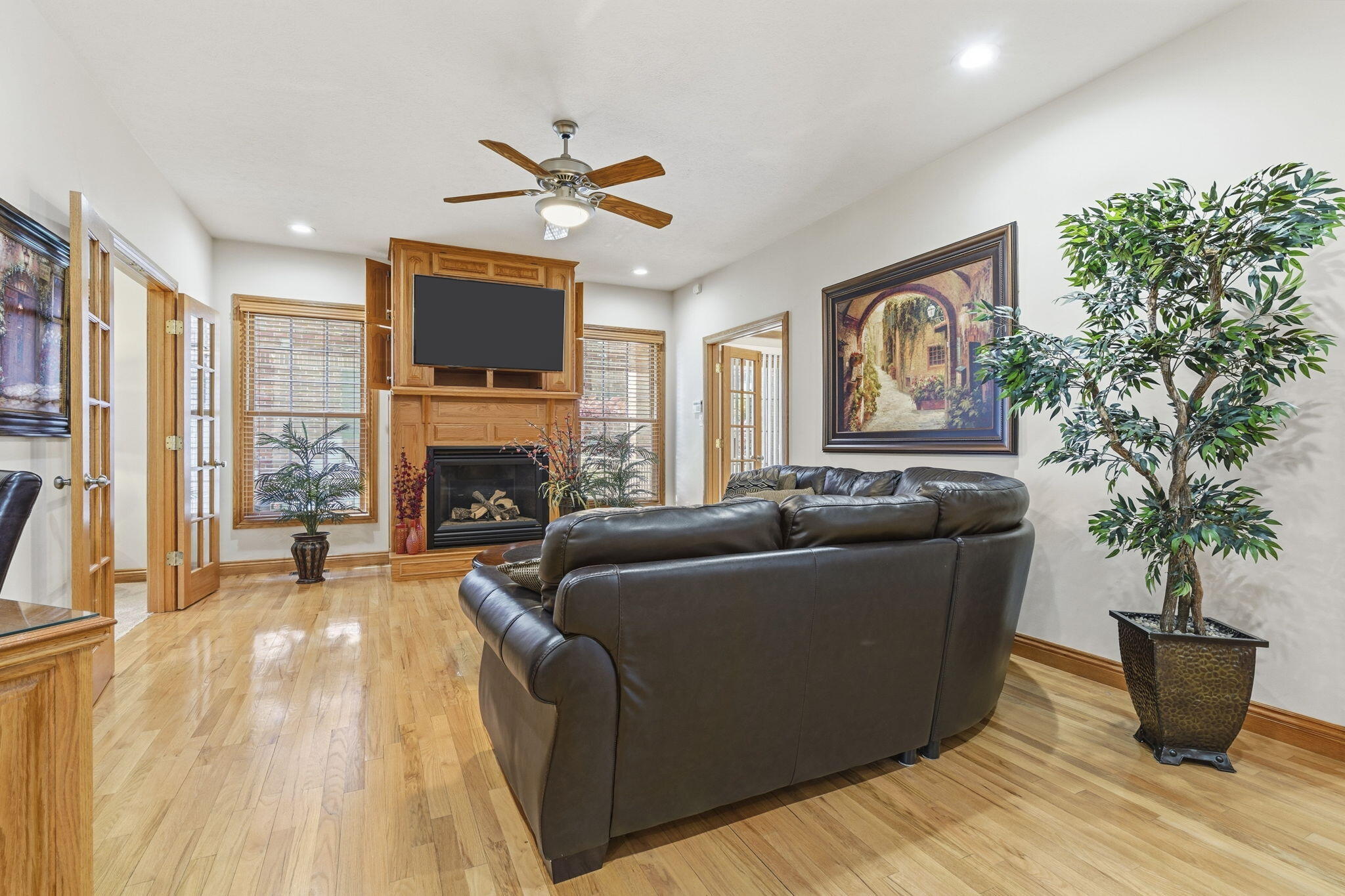 2411 West Dearborn Street Springfield, MO 65807 - Photo 11 of 68 8-web-or-mls-DSC05768