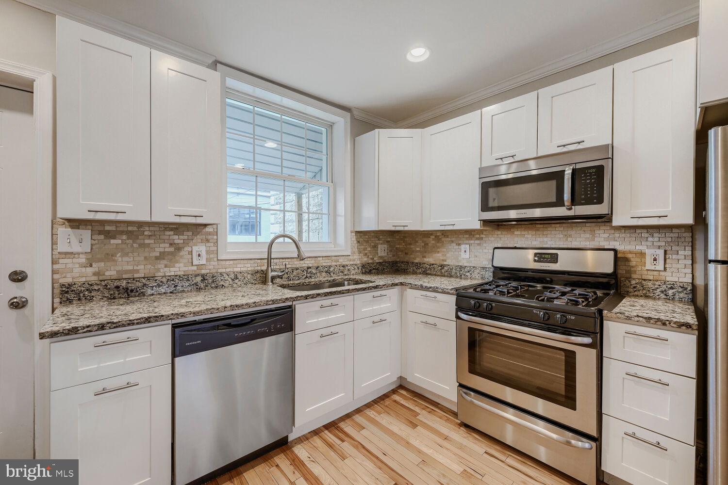 309 Fagley Street Baltimore, MD 21224 - Photo 8 of 25 Kitchen
