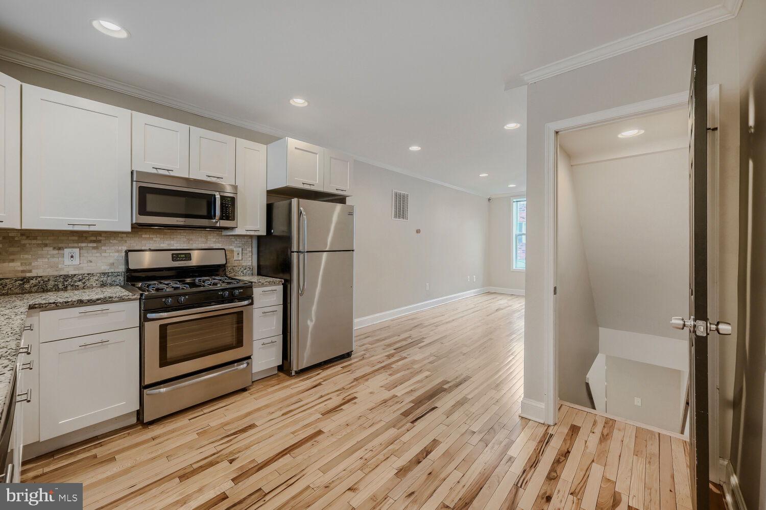309 Fagley Street Baltimore, MD 21224 - Photo 9 of 25 Kitchen