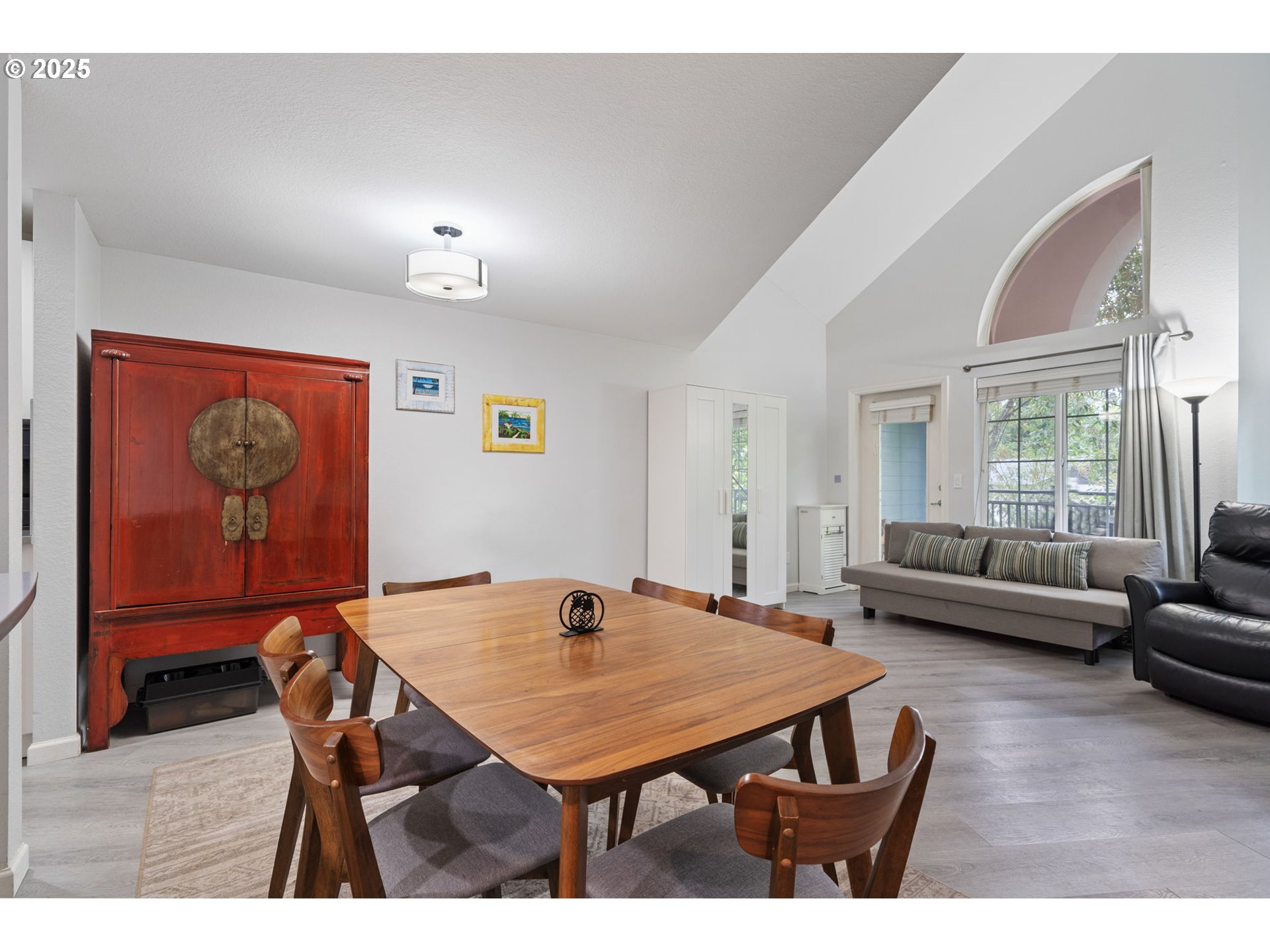 17618 Northwest Springville Road Portland, OR 97229 - Photo 7 of 26 Dining Room