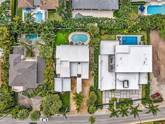 $4,330,000 | 616 Ocean Boulevard, Golden Beach, FL 33160