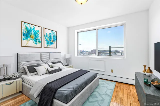 $575,000 | 136-16 31st Road, Unit 8B | Flushing