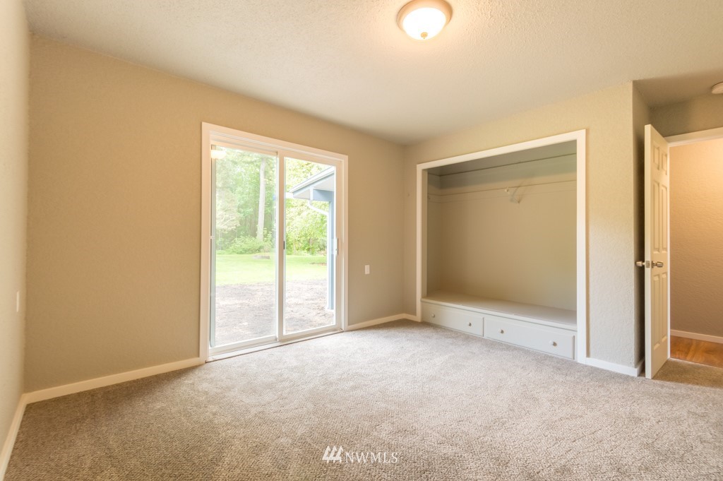 447 Gish Road Onalaska, WA 98570 - Photo 7 of 23 Gallery Image 7