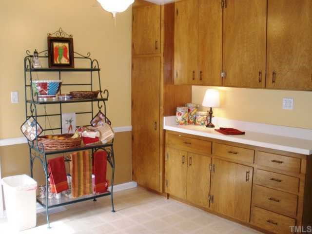 309 Rustic Ridge Road Cary, NC 27511 - Photo 3 of 11 Gallery Image 3