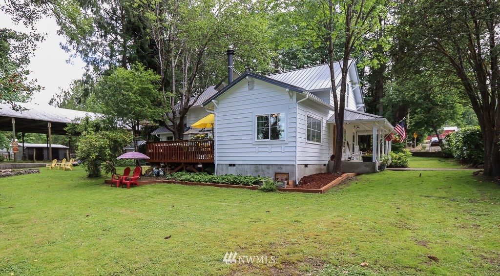 2025 Southeast Fenton Road Port Orchard, WA 98367 - Photo 21 of 25 Gallery Image 21