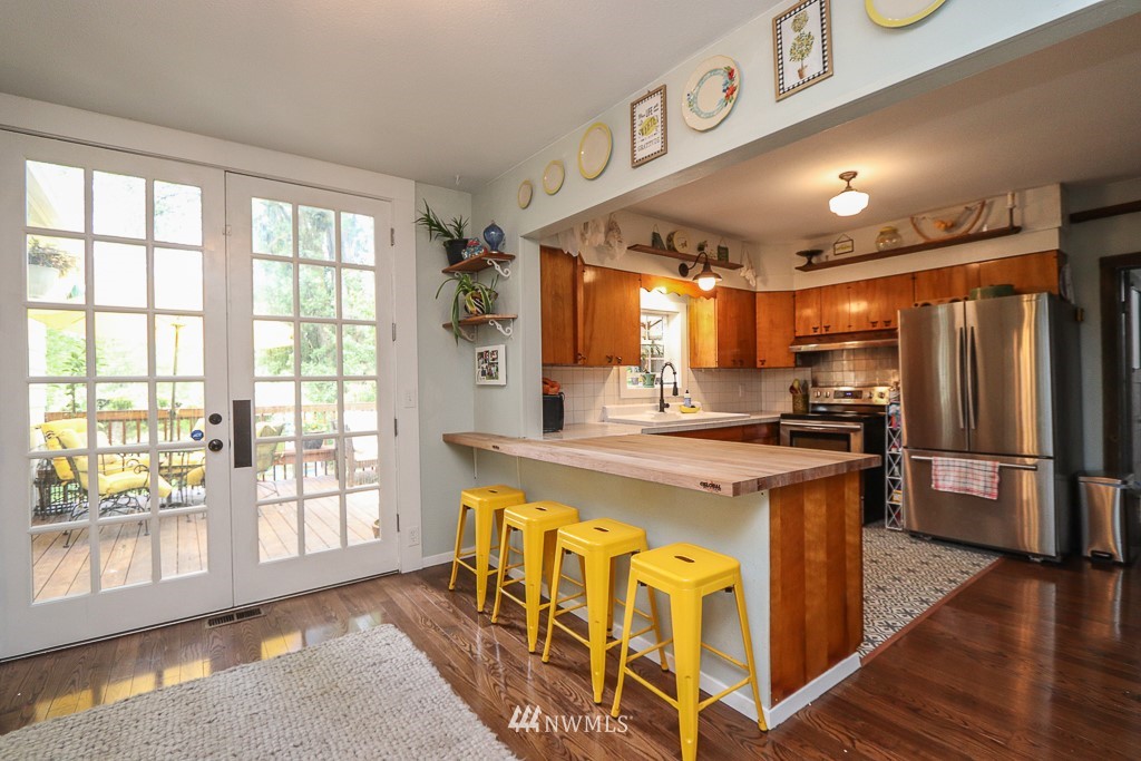 2025 Southeast Fenton Road Port Orchard, WA 98367 - Photo 8 of 25 Gallery Image 8