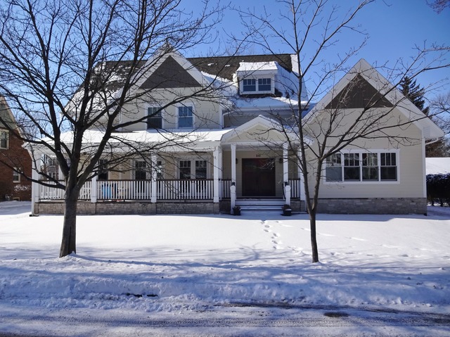 210 Walnut Street Frankfort, IL 60423 - Photo 1 of 2 a front view of a house with a yard