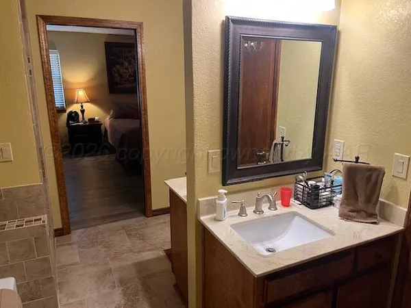 $240,000 | 406 Hickory Street, Hereford, TX 79045