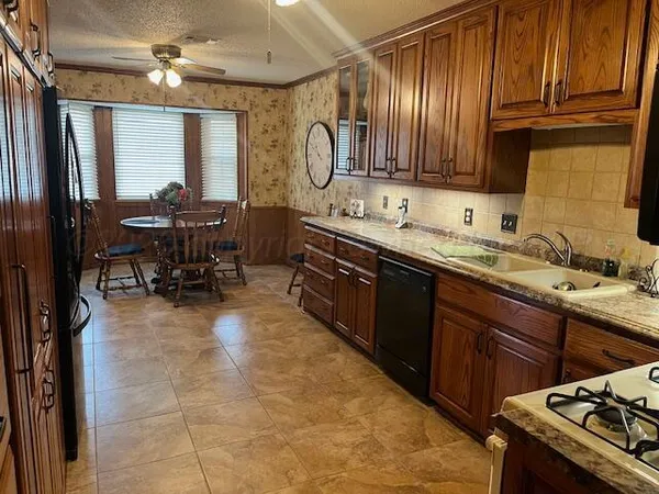 $240,000 | 406 Hickory Street, Hereford, TX 79045