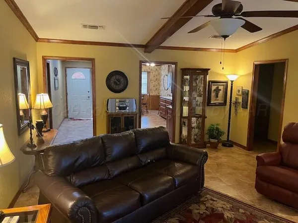 $240,000 | 406 Hickory Street, Hereford, TX 79045