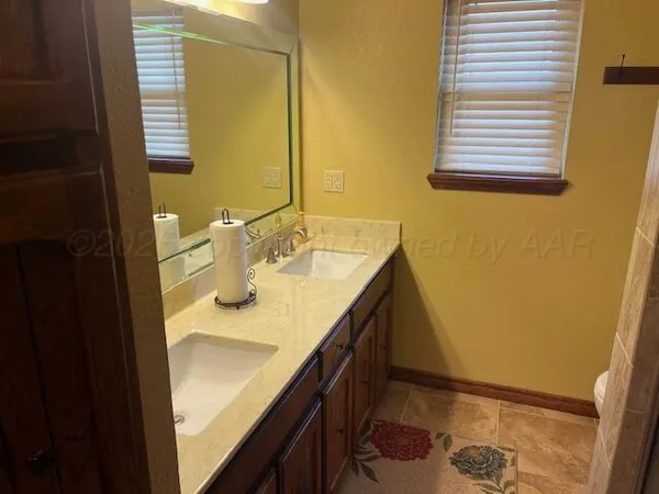 $240,000 | 406 Hickory Street, Hereford, TX 79045