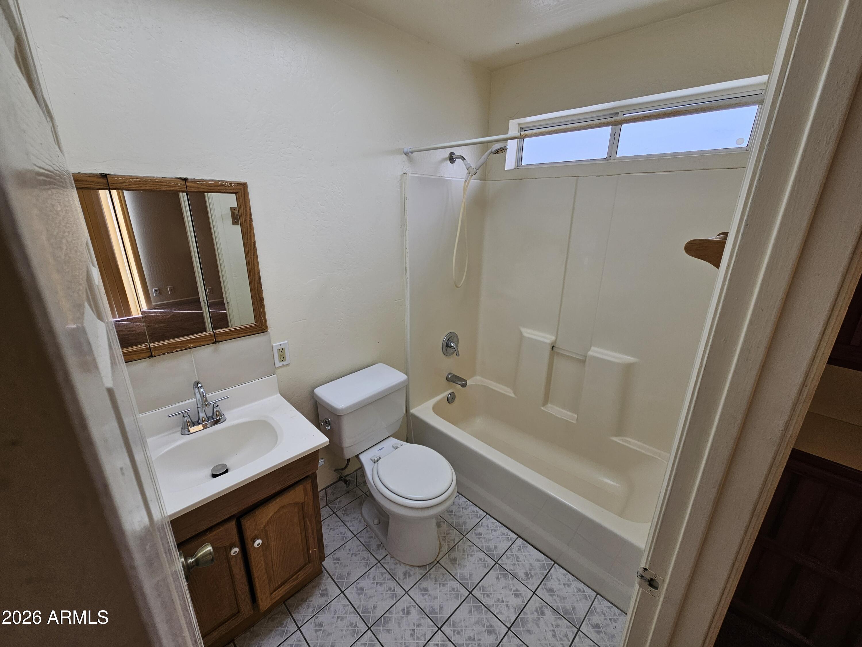 1422 East Yucca Street Phoenix, AZ 85020 - Photo 9 of 13 20260216_145221