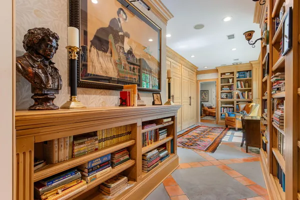 $7,250,000 | 4076 Fiddlers Way, Holland, MI 49423