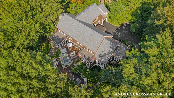 $7,250,000 | 4076 Fiddlers Way, Holland, MI 49423